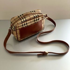 Authentic BURBERRY Vintage Purse